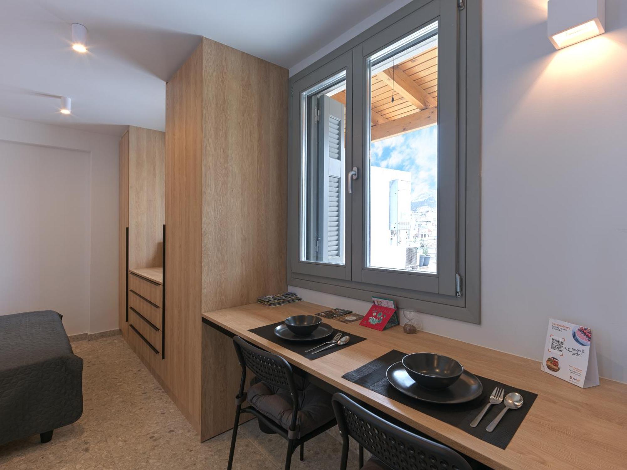 Apartment Top-floor With Stunning Views Of The Parthenon