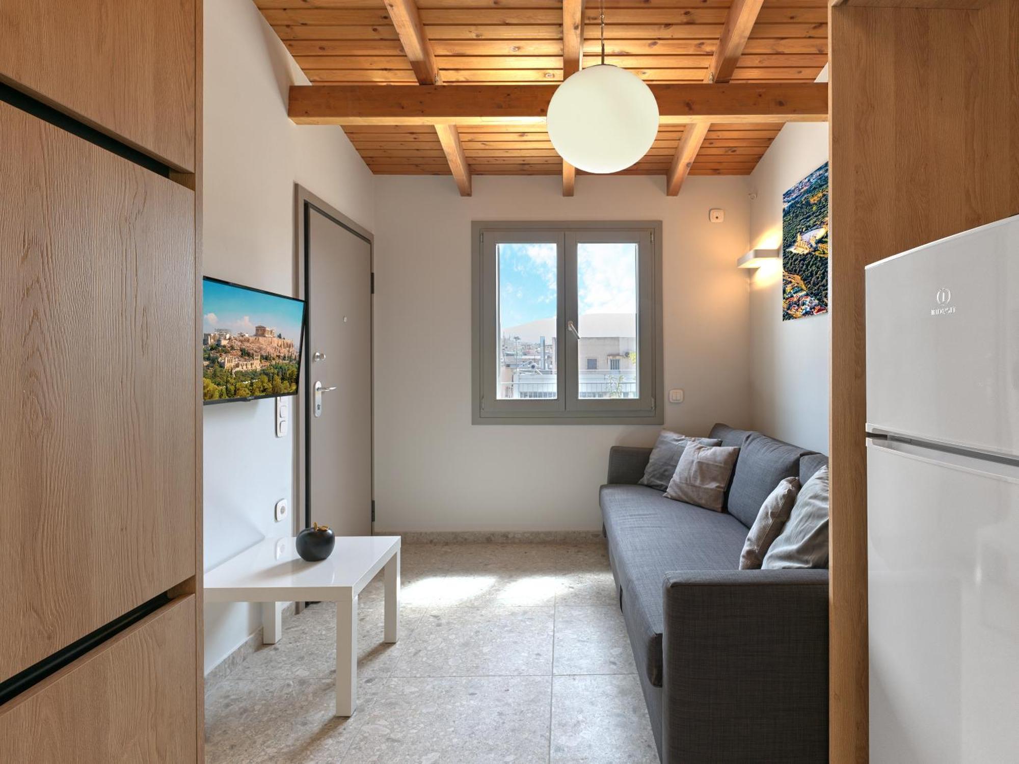 Apartment Top-floor With Stunning Views Of The Parthenon *